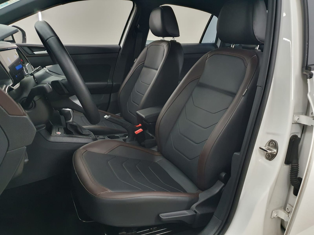 Volkswagen Virtus Branco