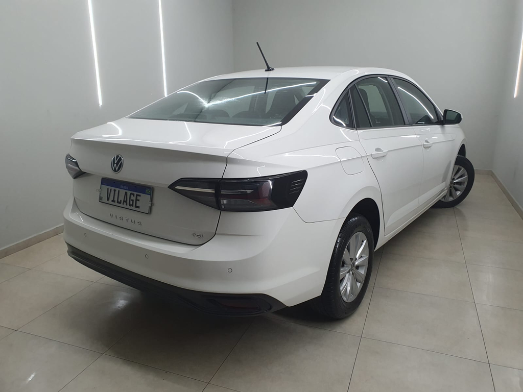 Volkswagen Virtus Branco