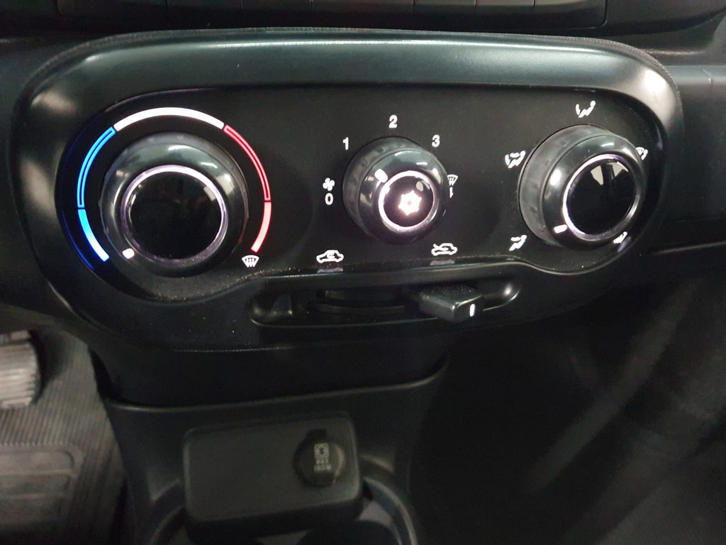 Fiat Mobi Prata