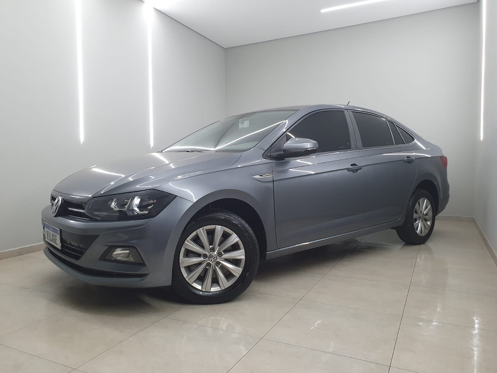 Volkswagen Virtus Cinza