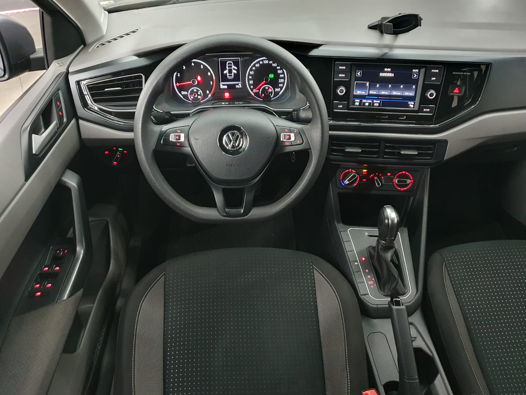 Volkswagen Virtus Cinza
