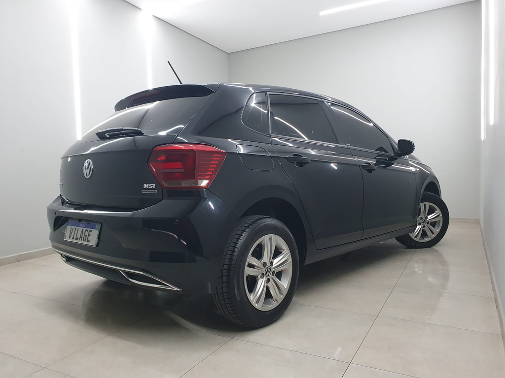Volkswagen Polo Preto