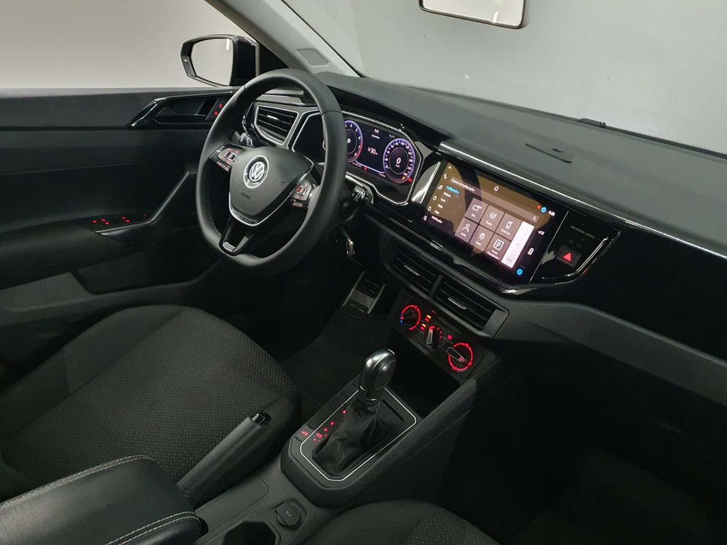 Volkswagen Polo Preto