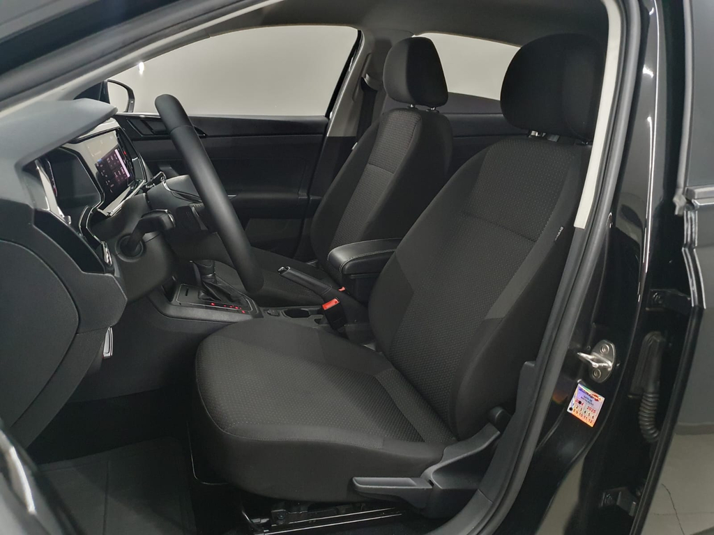 Volkswagen Polo Preto