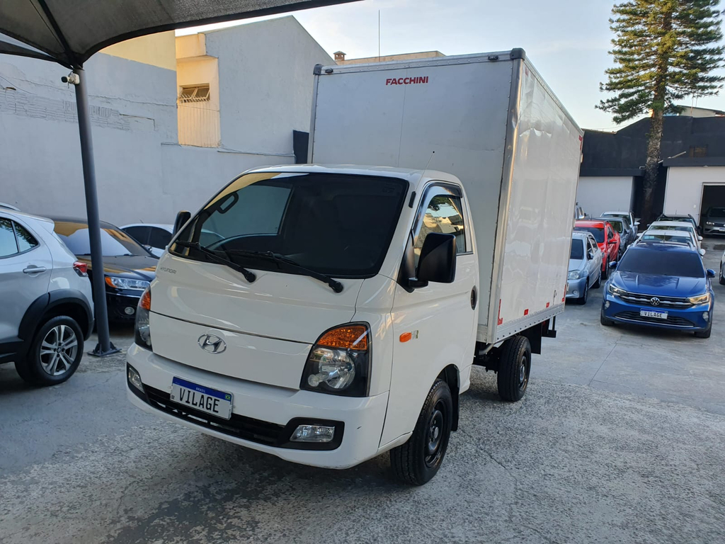 Hyundai HR Branco