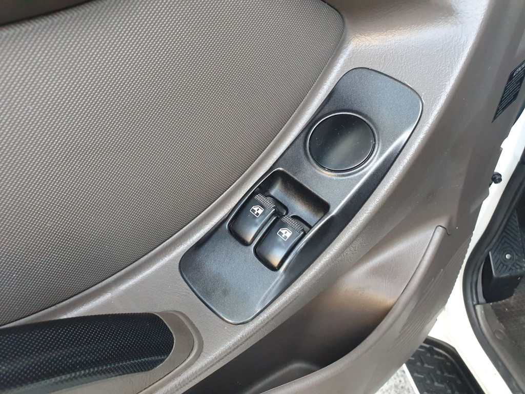 Hyundai HR Branco