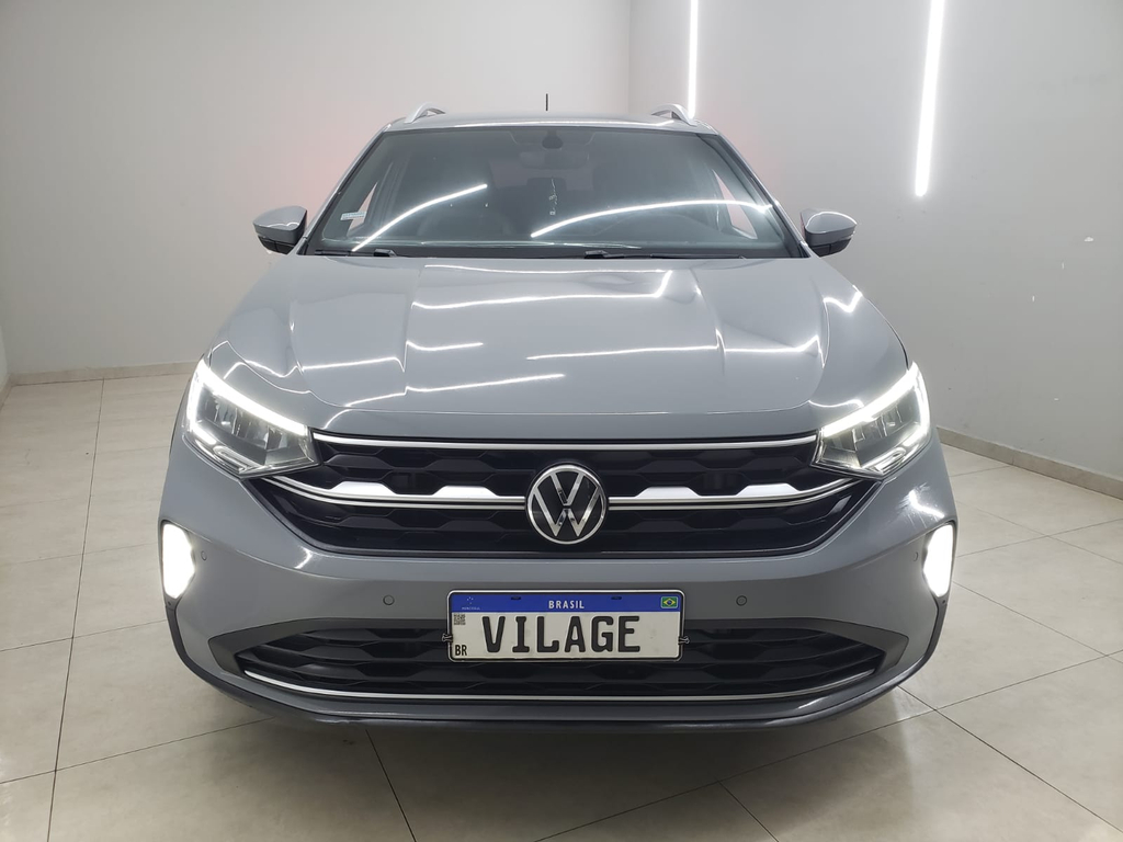 Volkswagen Nivus Cinza