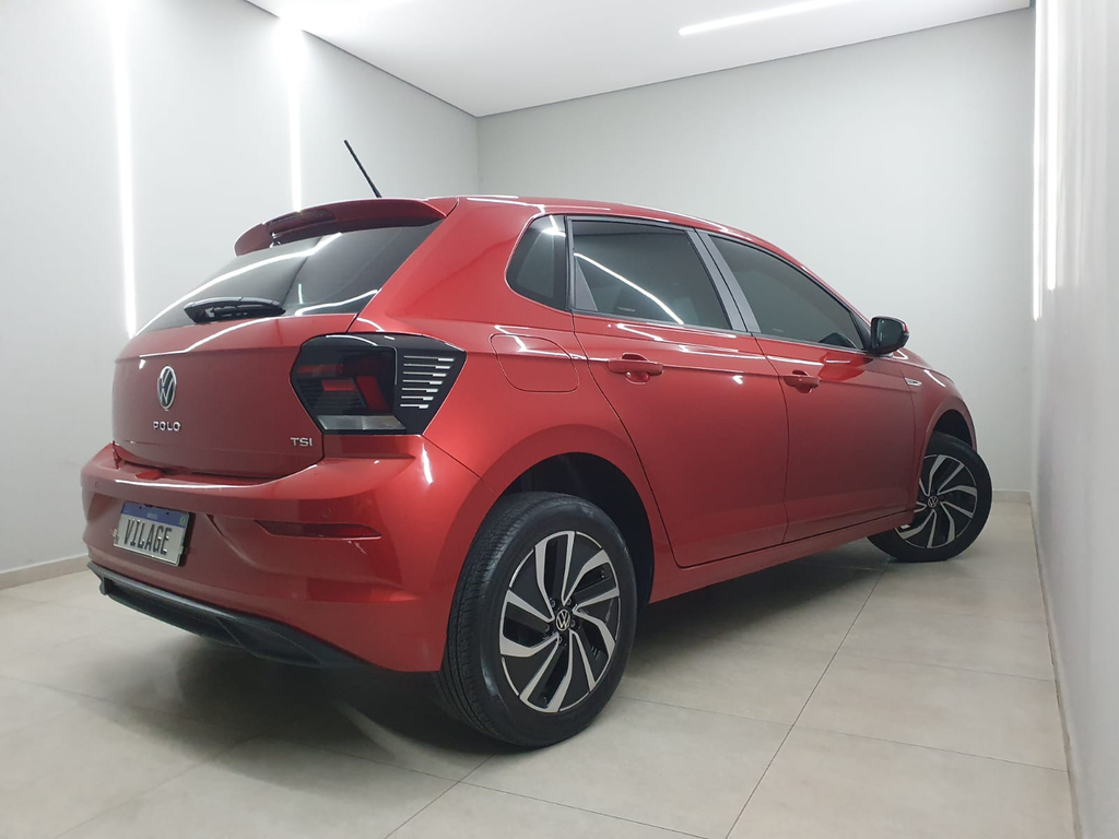 Volkswagen Polo Vermelho