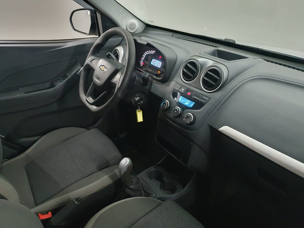 Chevrolet Montana Branco