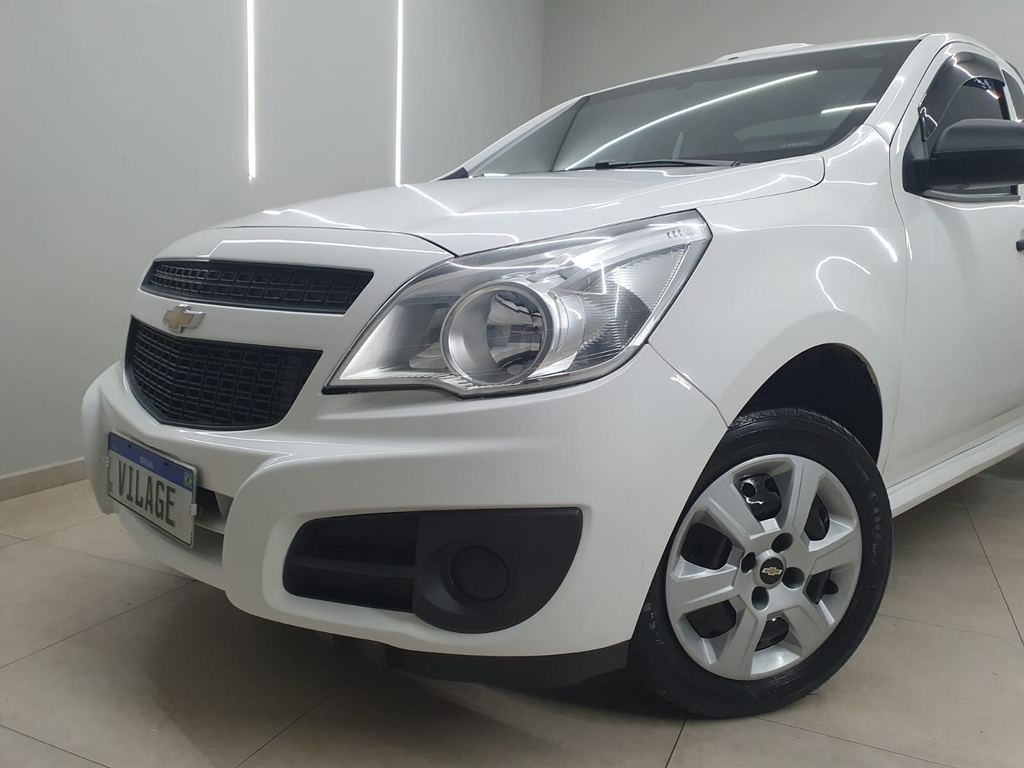 Chevrolet Montana Branco