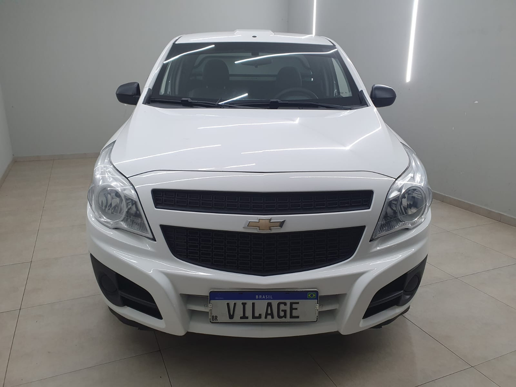 Chevrolet Montana Branco