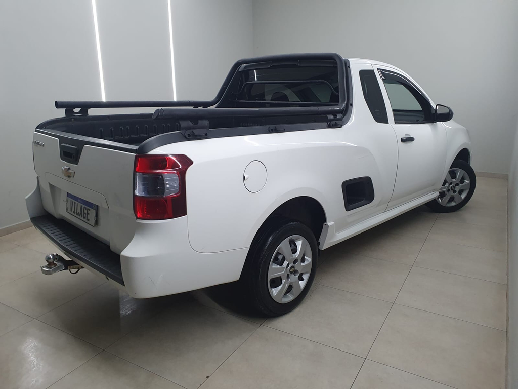 Chevrolet Montana Branco
