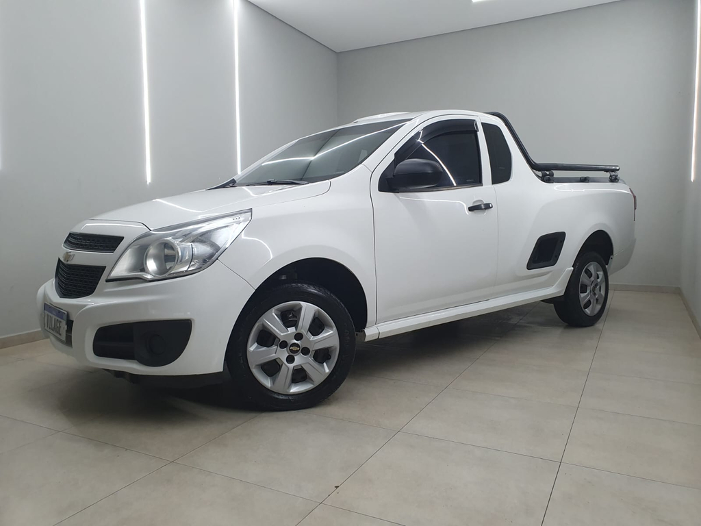 Chevrolet Montana Branco