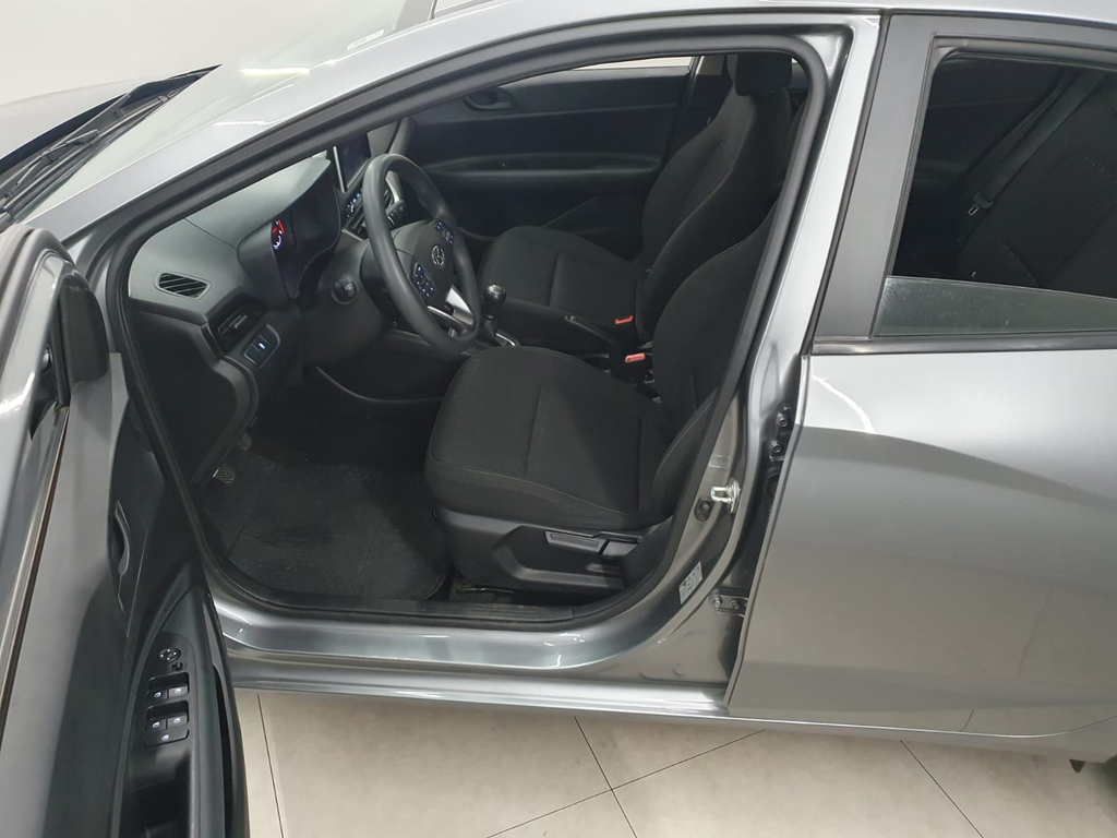 Hyundai HB20 Cinza