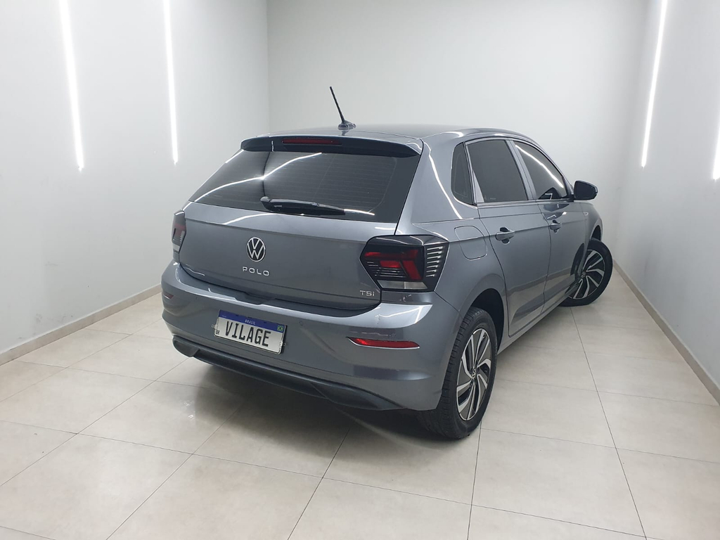Volkswagen Polo Cinza