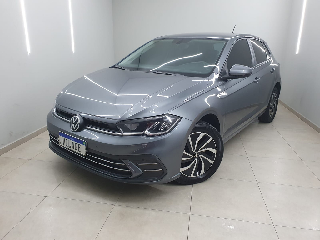 Volkswagen Polo Cinza