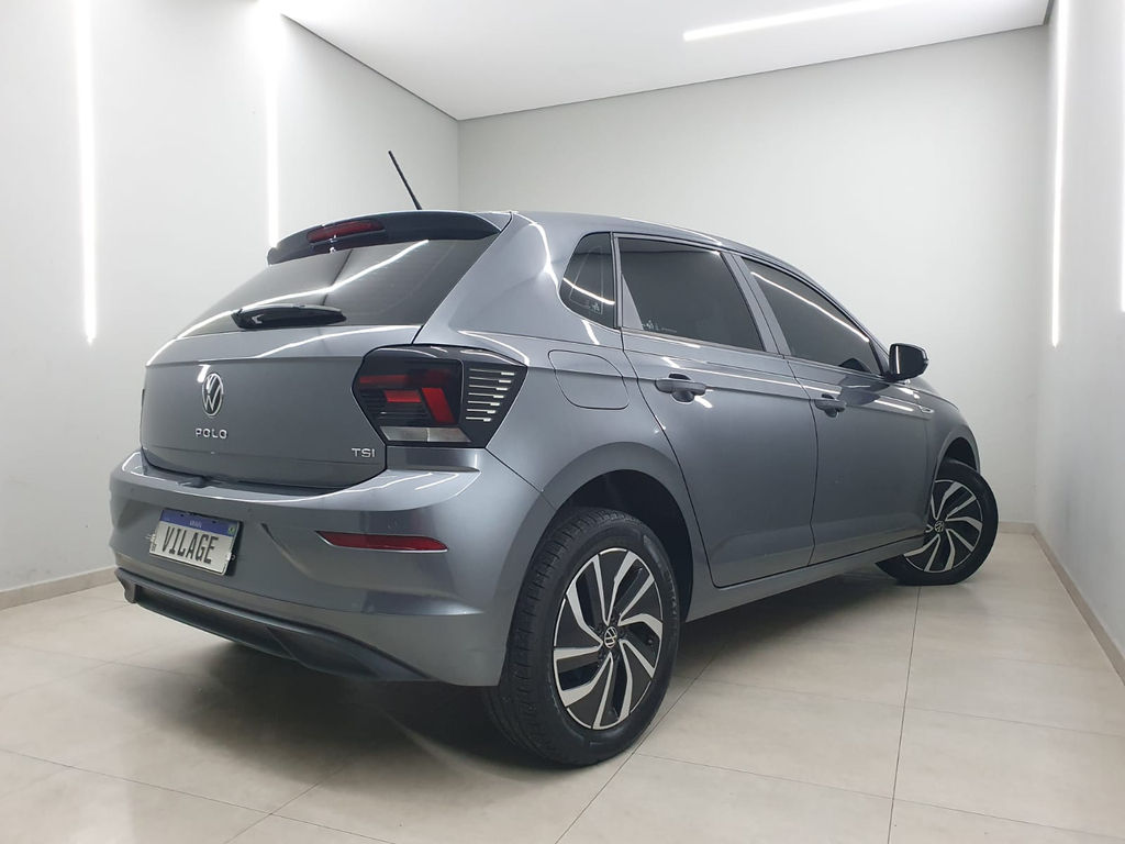 Volkswagen Polo Cinza