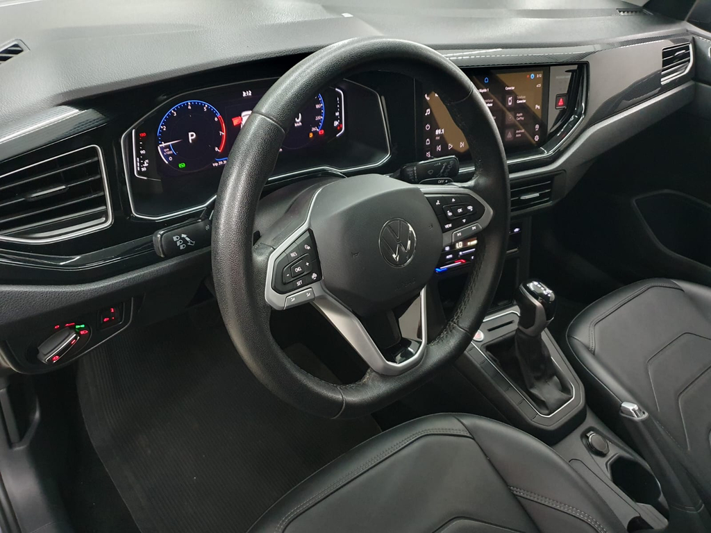Volkswagen Polo Cinza