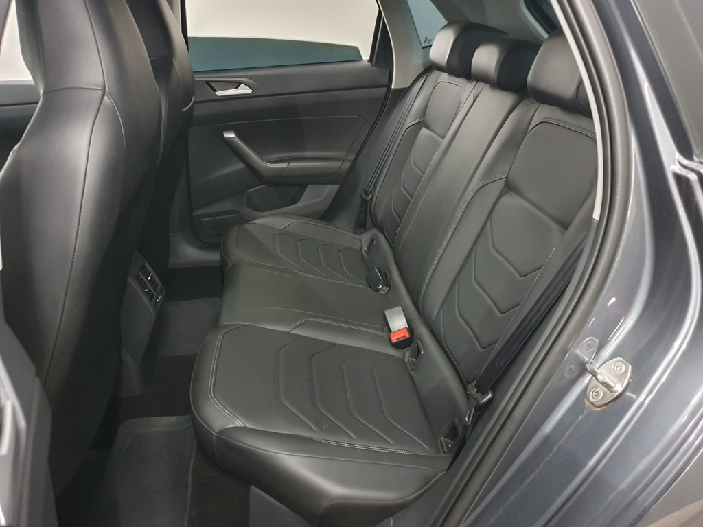 Volkswagen Polo Cinza