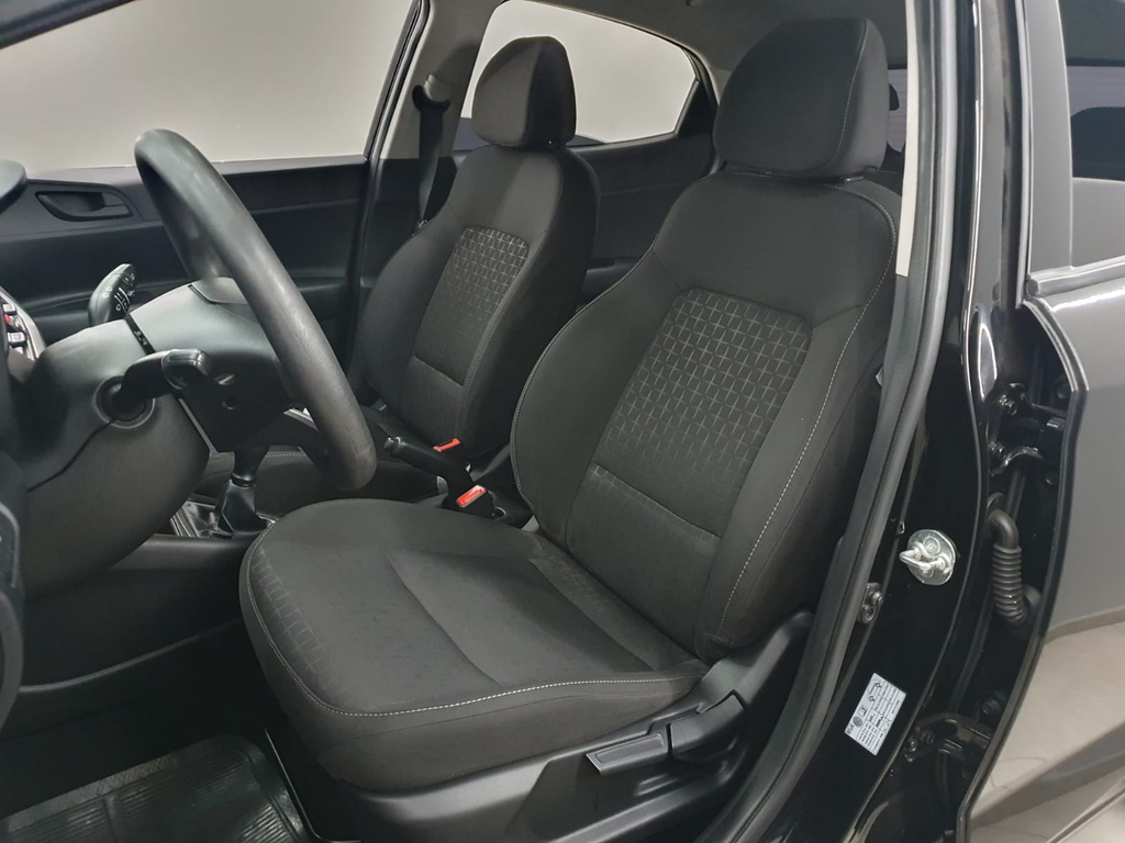 Hyundai HB20 Preto