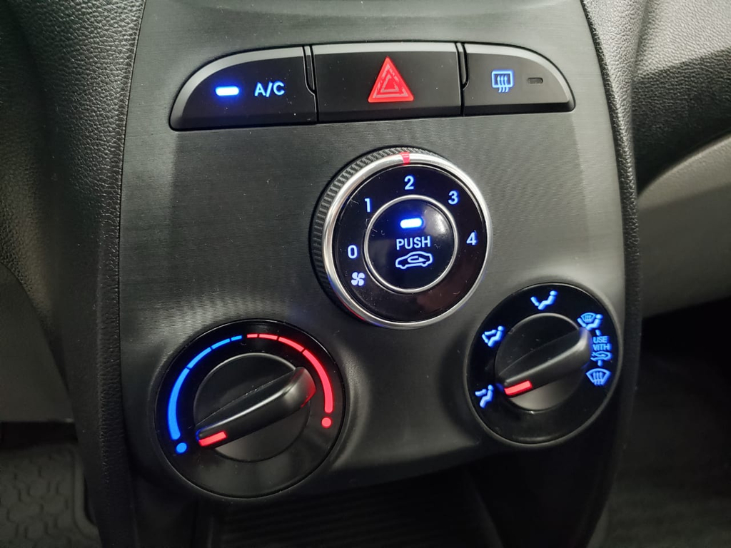 Hyundai HB20S Preto