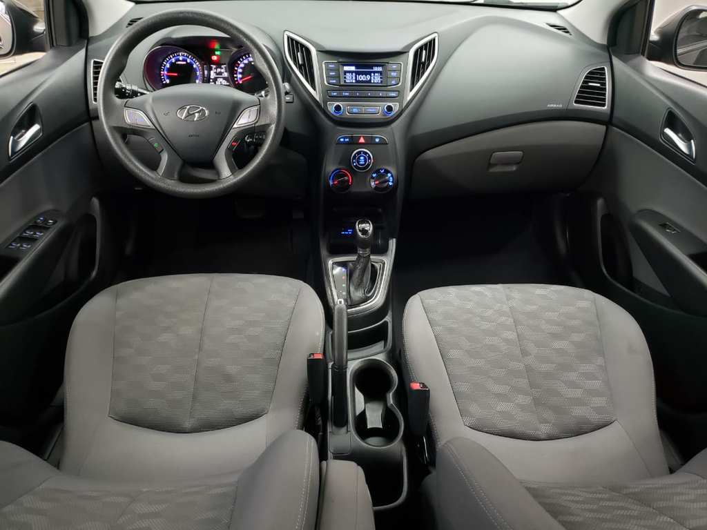 Hyundai HB20S Preto