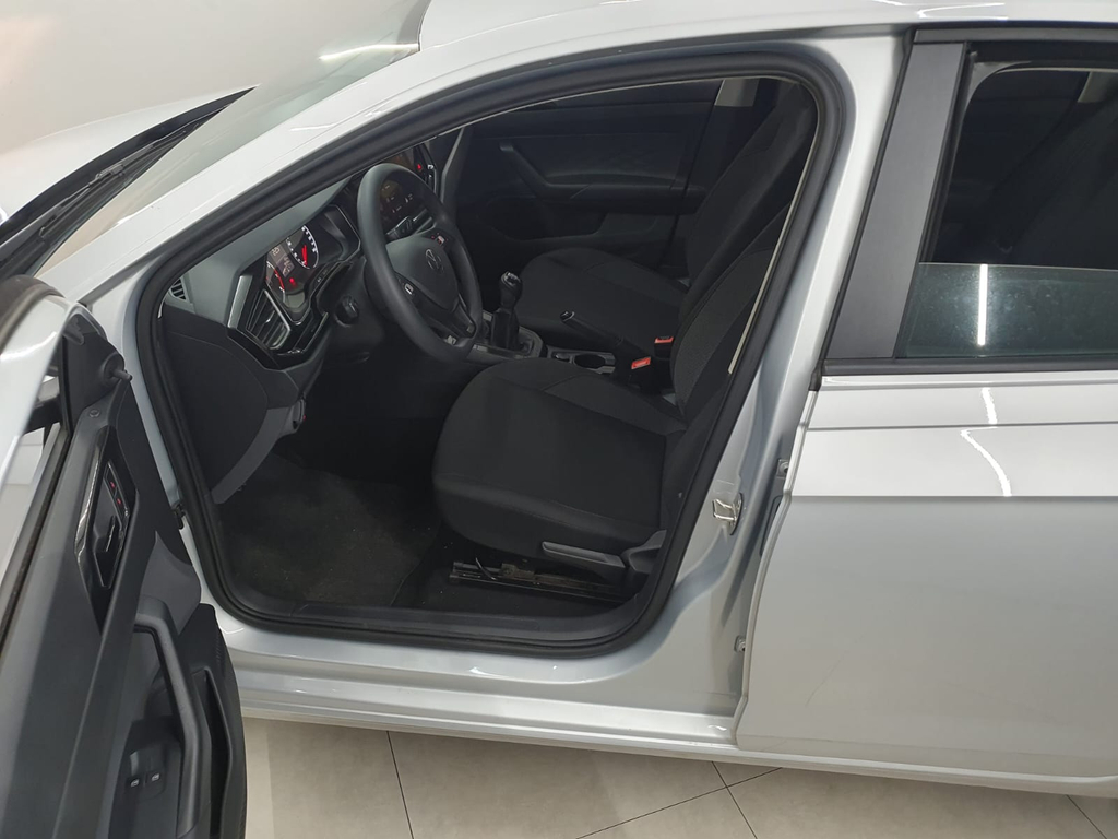 Volkswagen Polo Prata