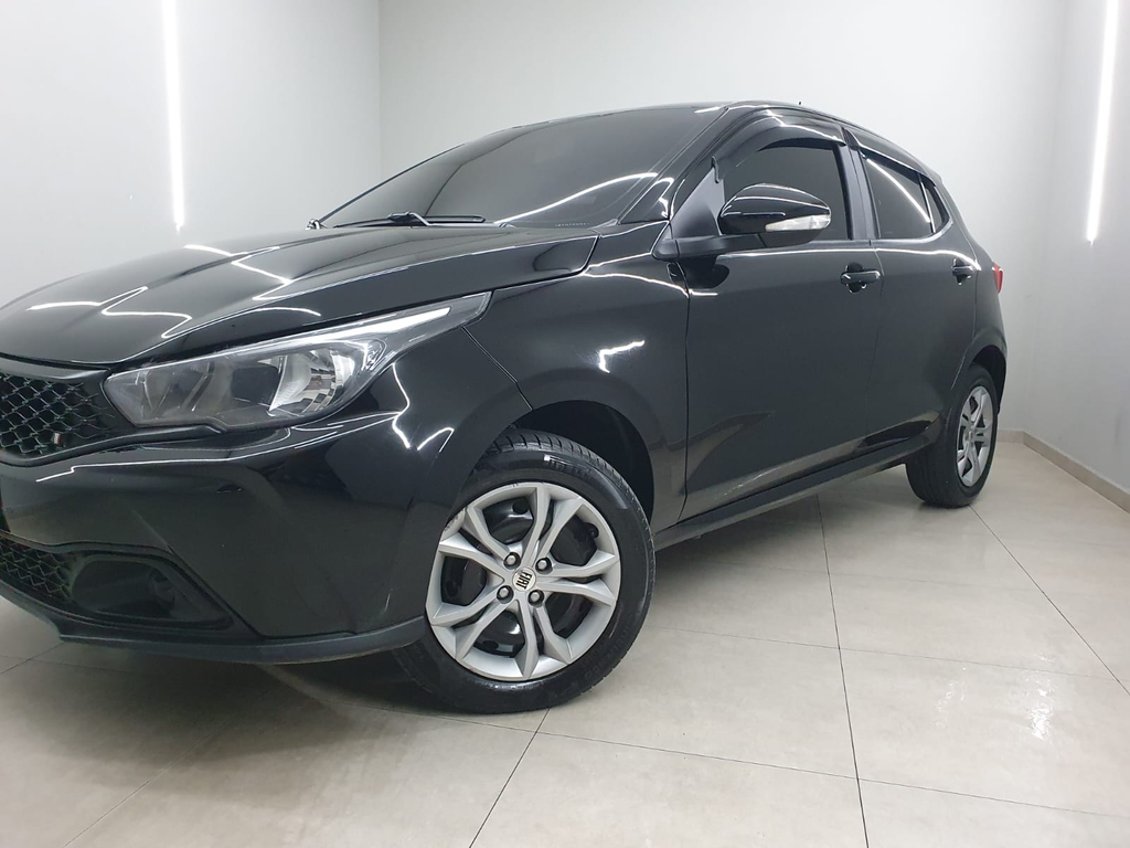 Fiat Argo Preto