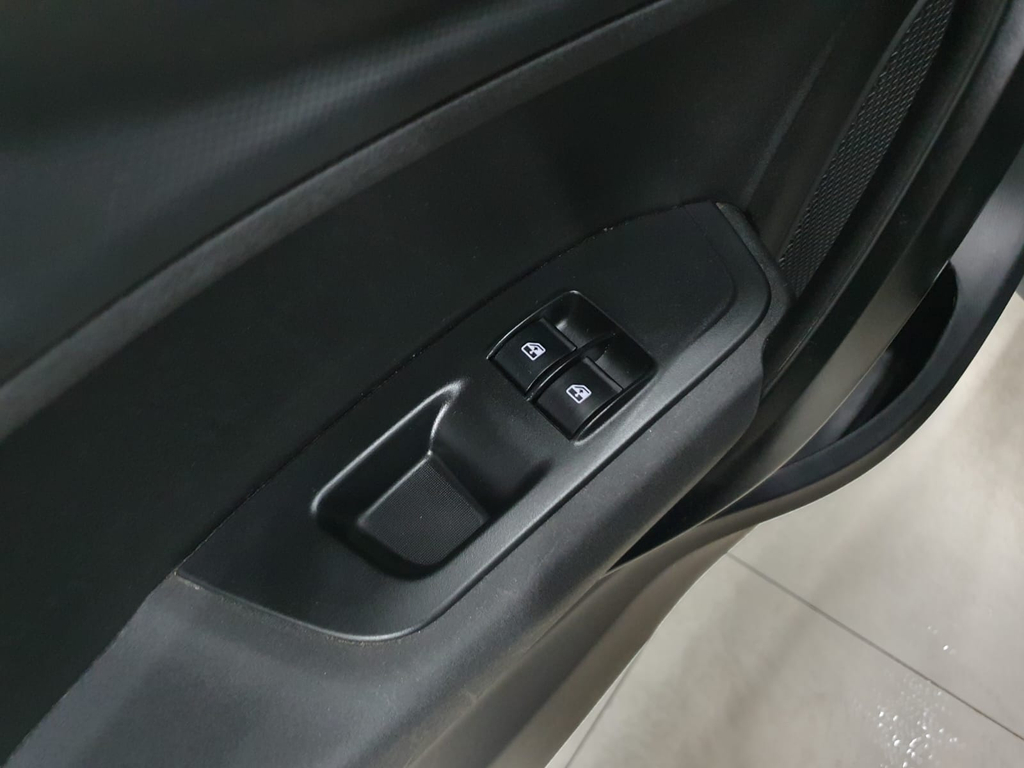 Fiat Argo Preto