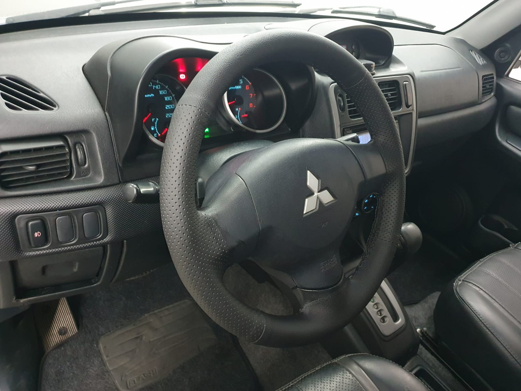 Mitsubishi Pajero TR4 Prata