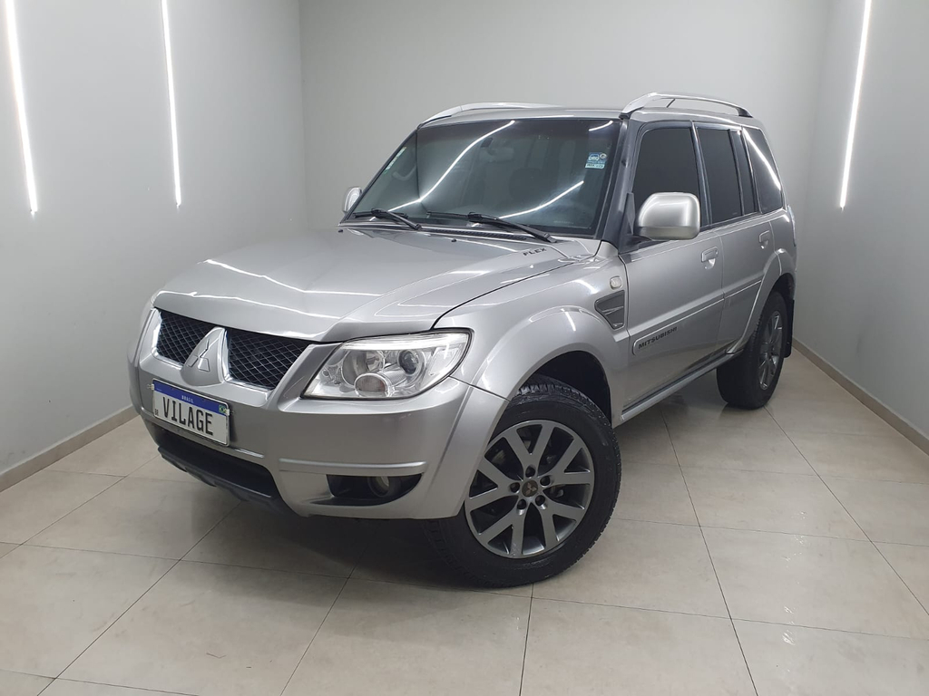Mitsubishi Pajero TR4 Prata
