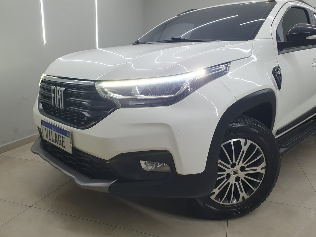 Fiat Strada Branco