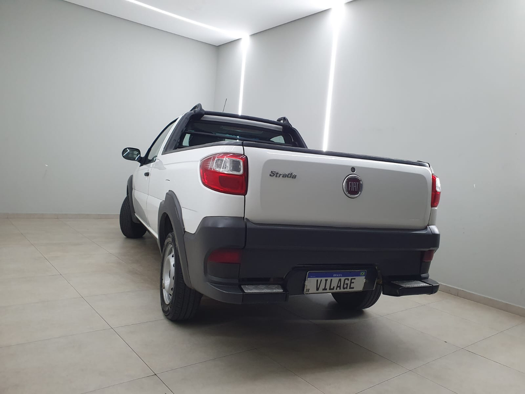 Fiat Strada Branco