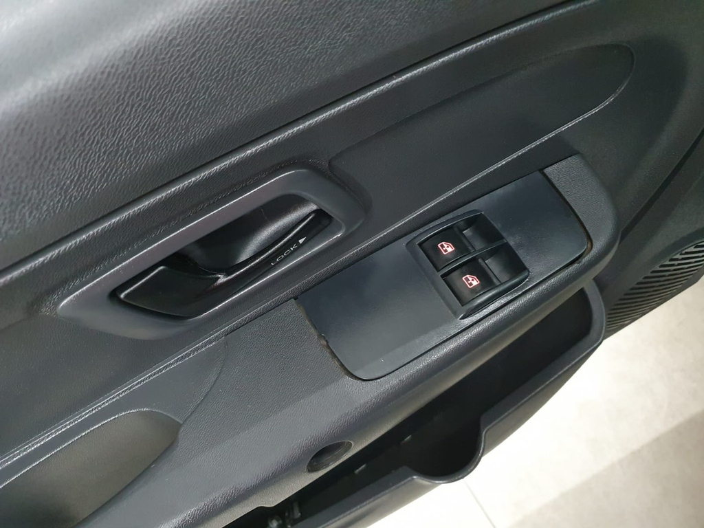 Fiat Strada Branco