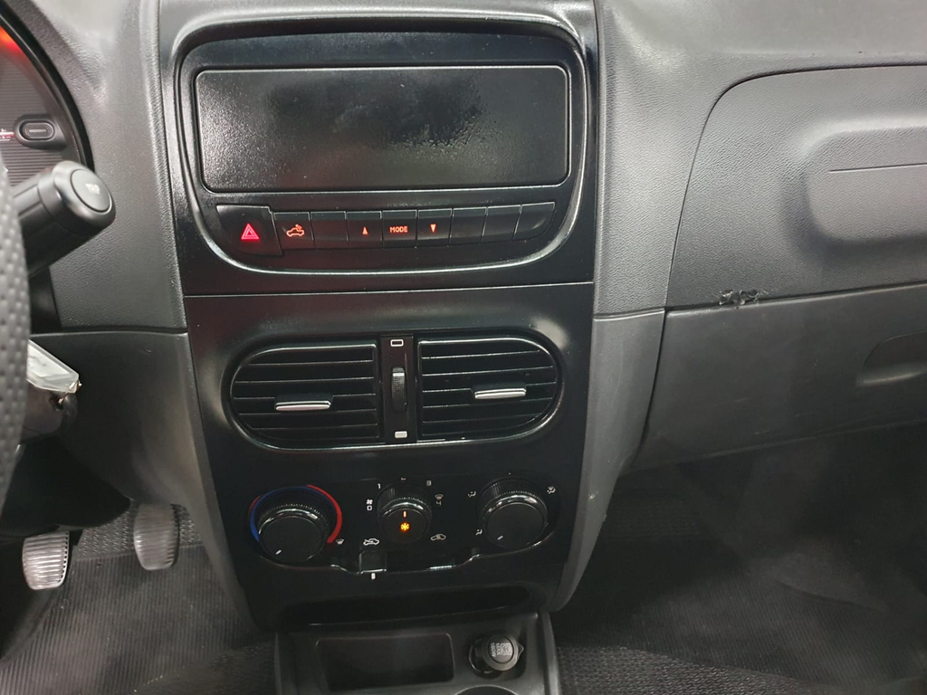 Fiat Strada Branco