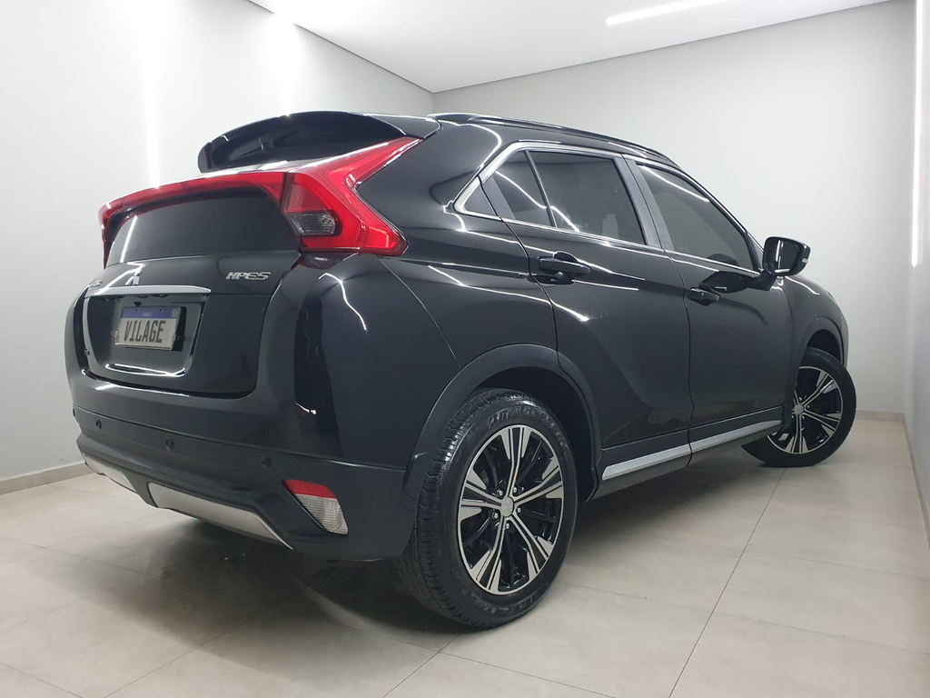 Mitsubishi Eclipse Cross Preto