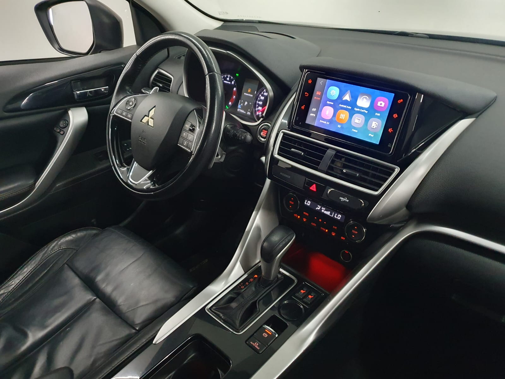 Mitsubishi Eclipse Cross Preto