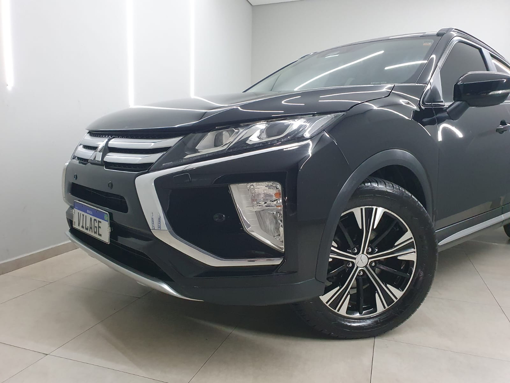 Mitsubishi Eclipse Cross Preto