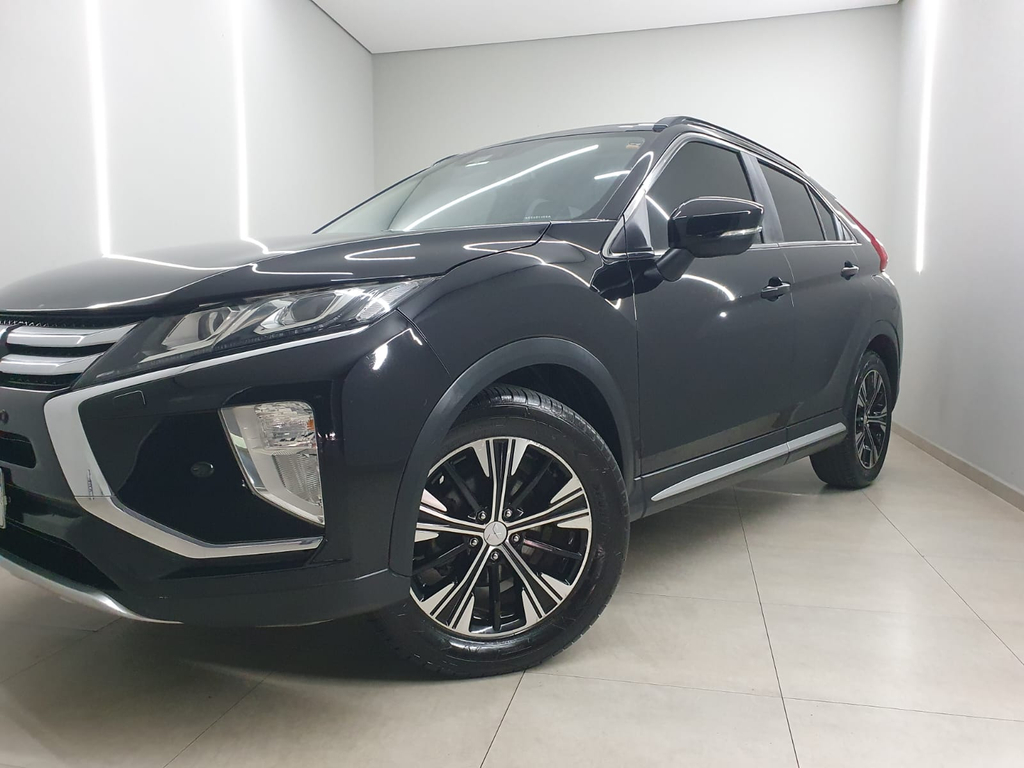 Mitsubishi Eclipse Cross Preto