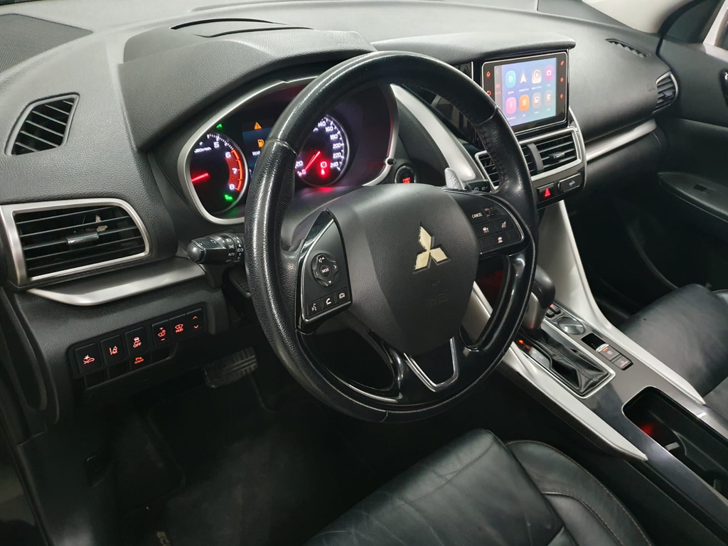 Mitsubishi Eclipse Cross Preto