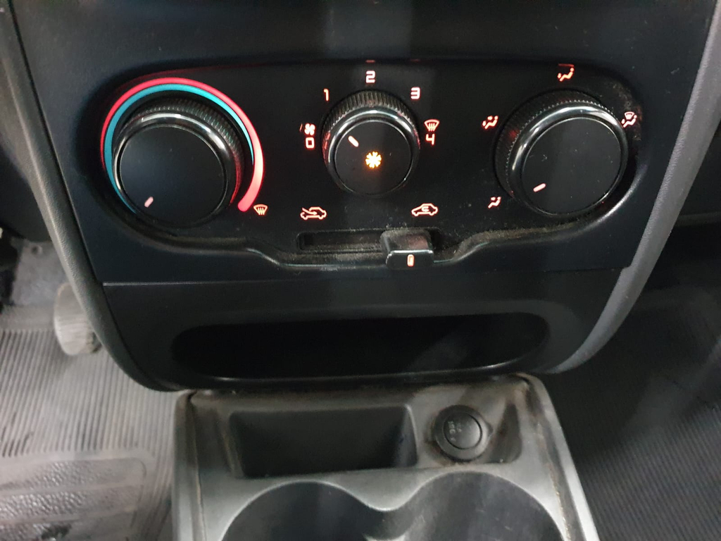 Fiat Strada Branco