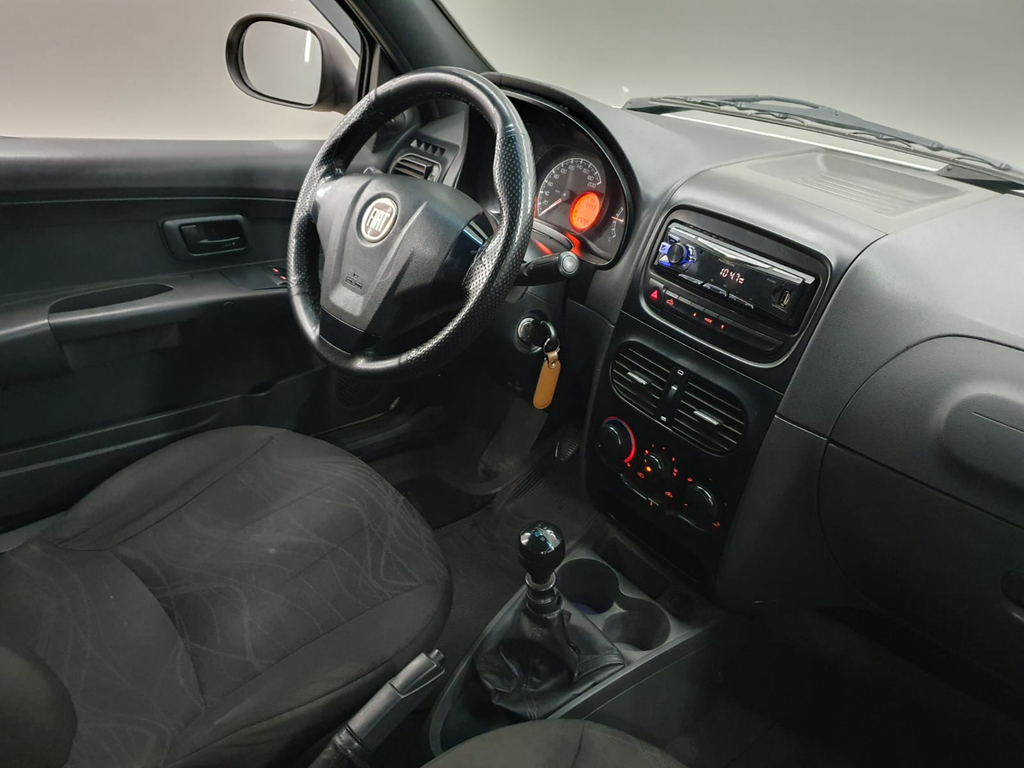 Fiat Strada Branco