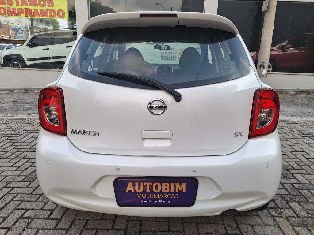 Nissan March 2016