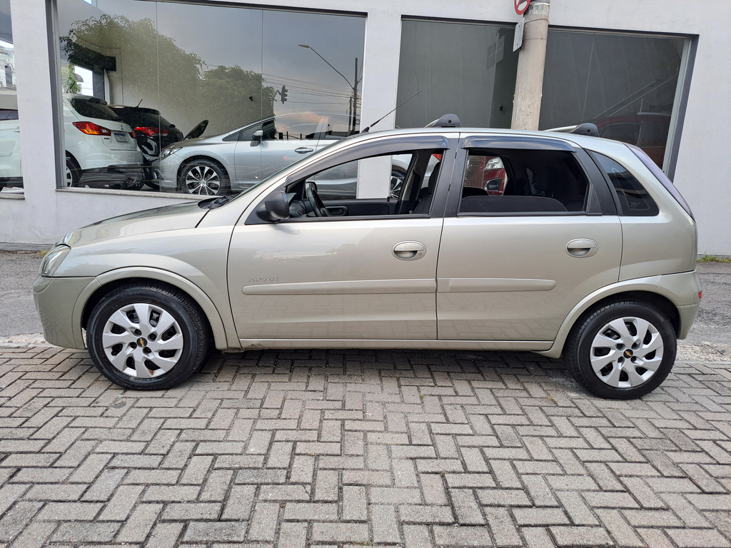 Chevrolet Corsa 2011