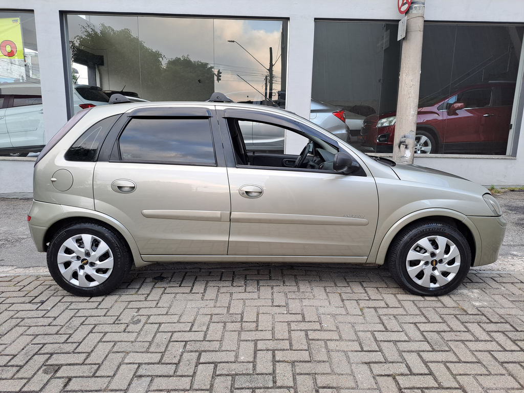 Chevrolet Corsa 2011