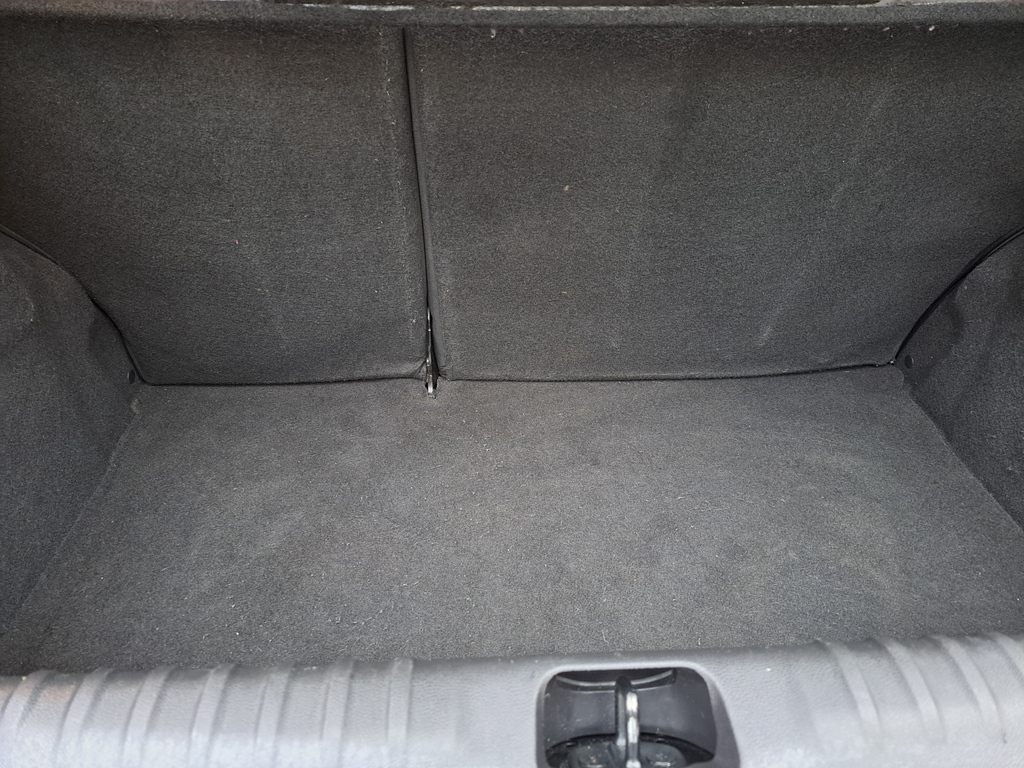 Chevrolet Onix 2014