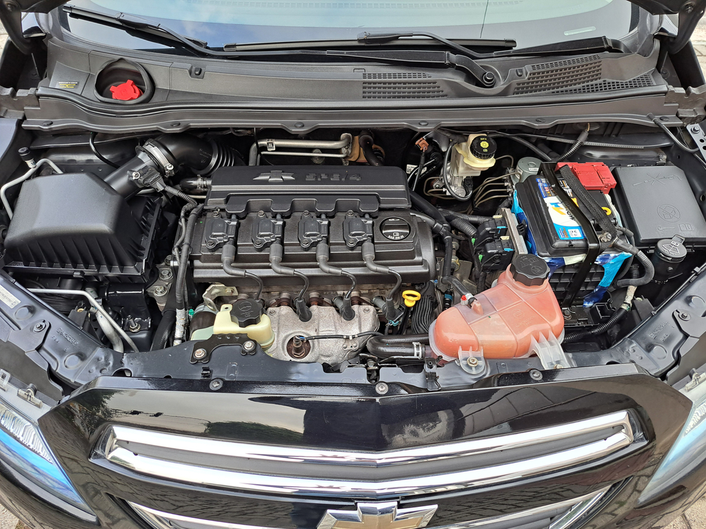 Chevrolet Onix 2014