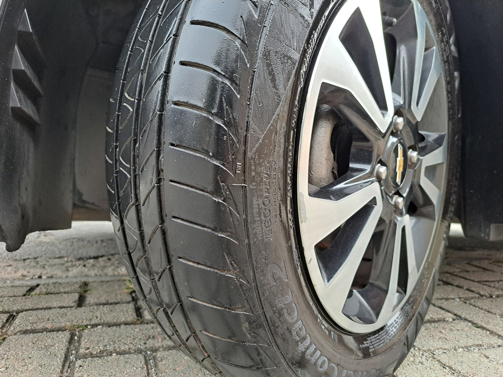 Chevrolet Onix 2014