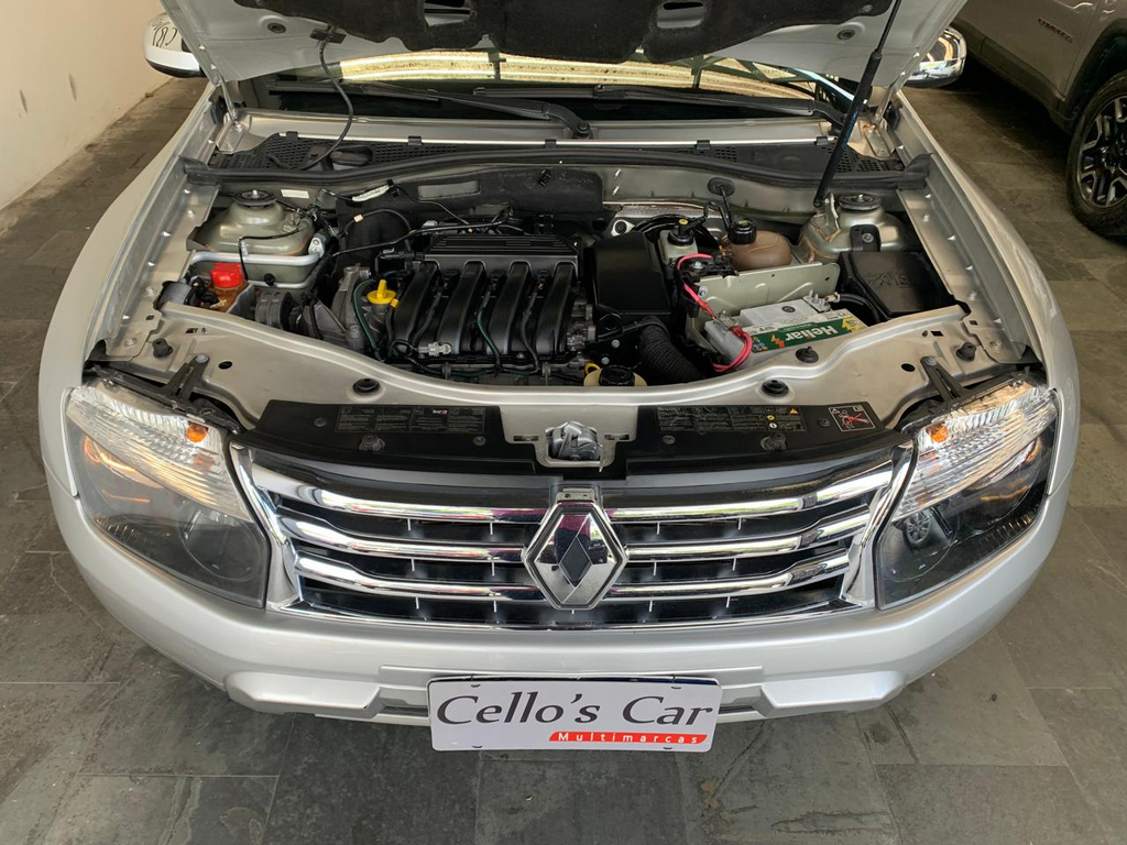 Renault Duster Prata