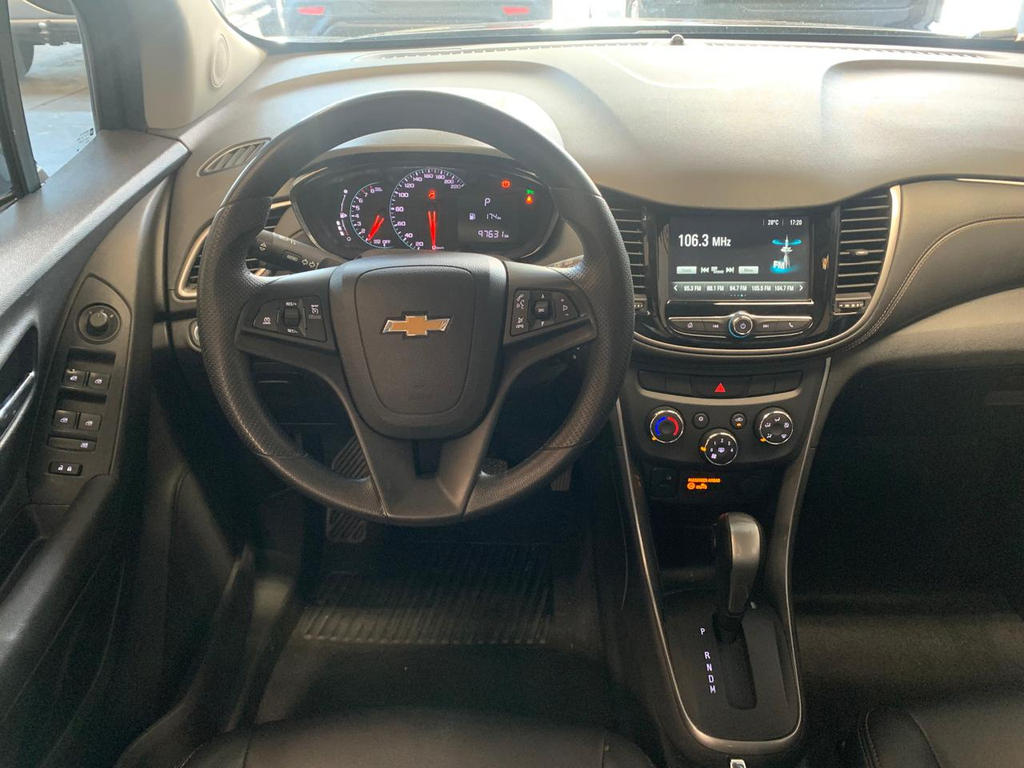 Chevrolet Tracker Preto
